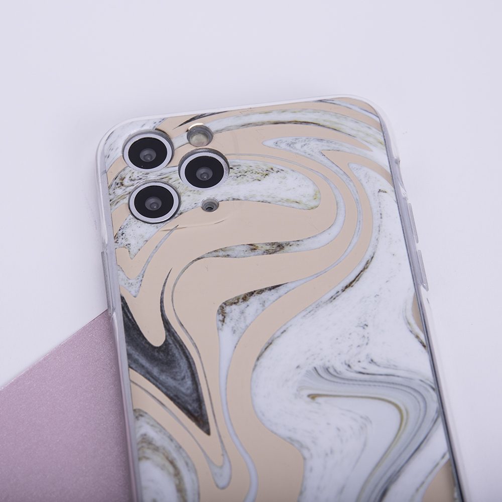 apple-iphone-1212-pro-61-wave-marvany-mintas-szilikon-hatlap-tok-feher-arany_4.jpg